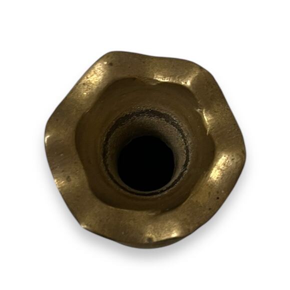 VTG 70s miniature Mid Century Modern brass etched vase - Picture 2 of 3